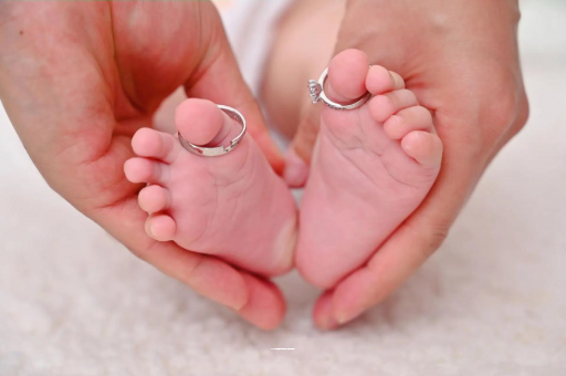 明港宝宝怎么判断长牙发烧